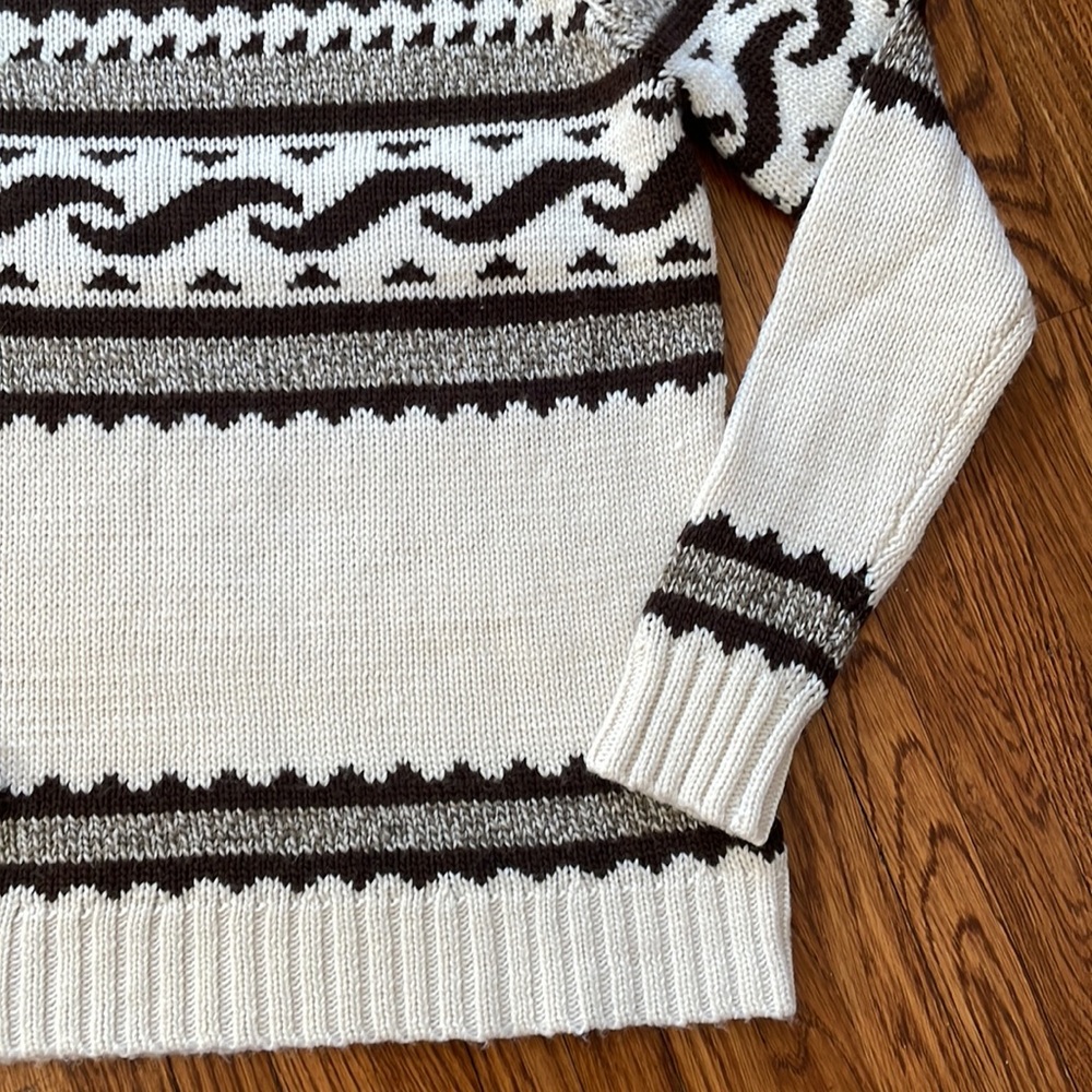 Sweater - Picture 3 of 6